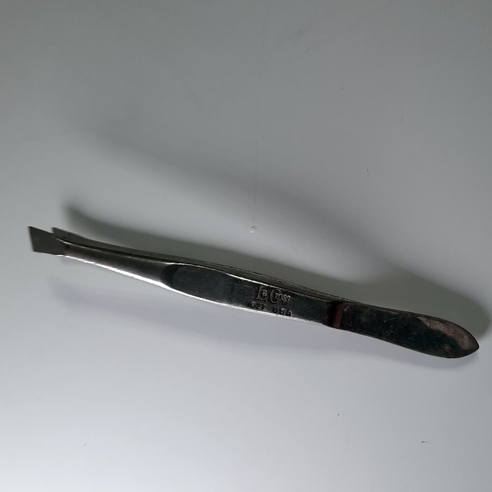 Vintage La Cross Tweezers No.1027 USA Slant Tip Heavy Steel Grooming Tool 3.5"